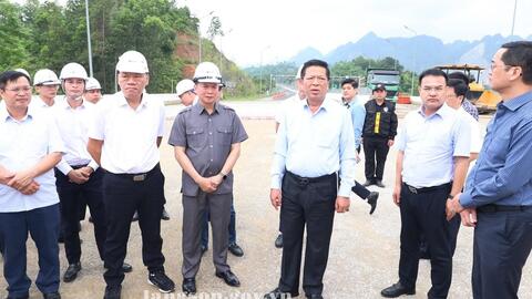 Bộ trưởng Bộ Xây dựng kiểm tra tiến độ Dự án cao tốc cửa khẩu Hữu Nghị - Chi Lăng